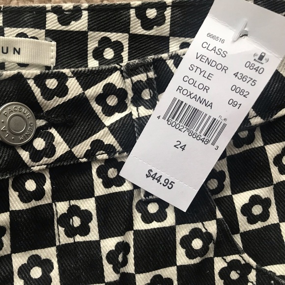 PacSun Black & White Low Rise Denim Mini Skirt - Picture 5 of 6